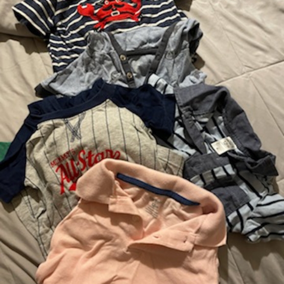 Bundle of onsies - Picture 1 of 6